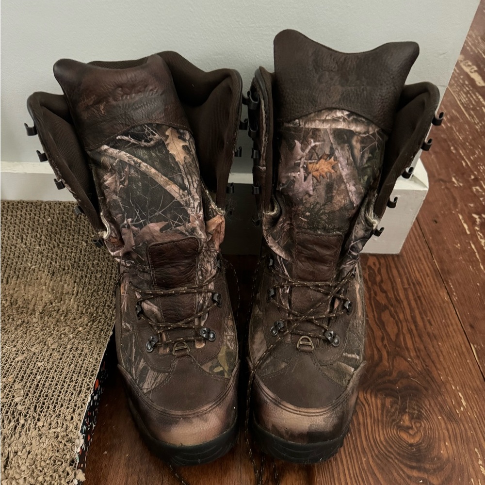 Cabela boots